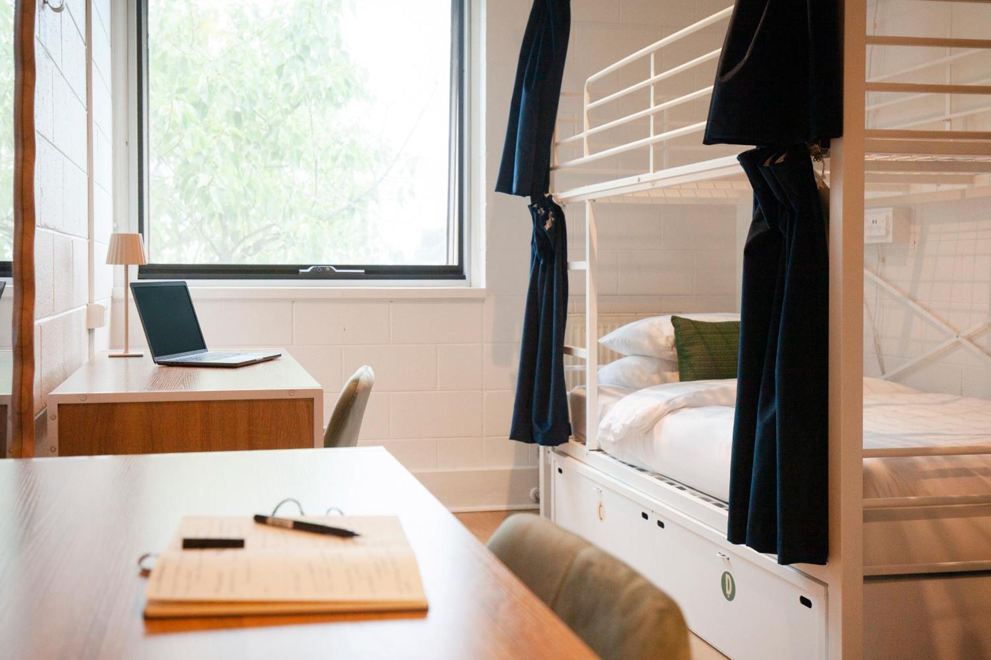 Little Drifter North Melbourne Hostel Екстериор снимка