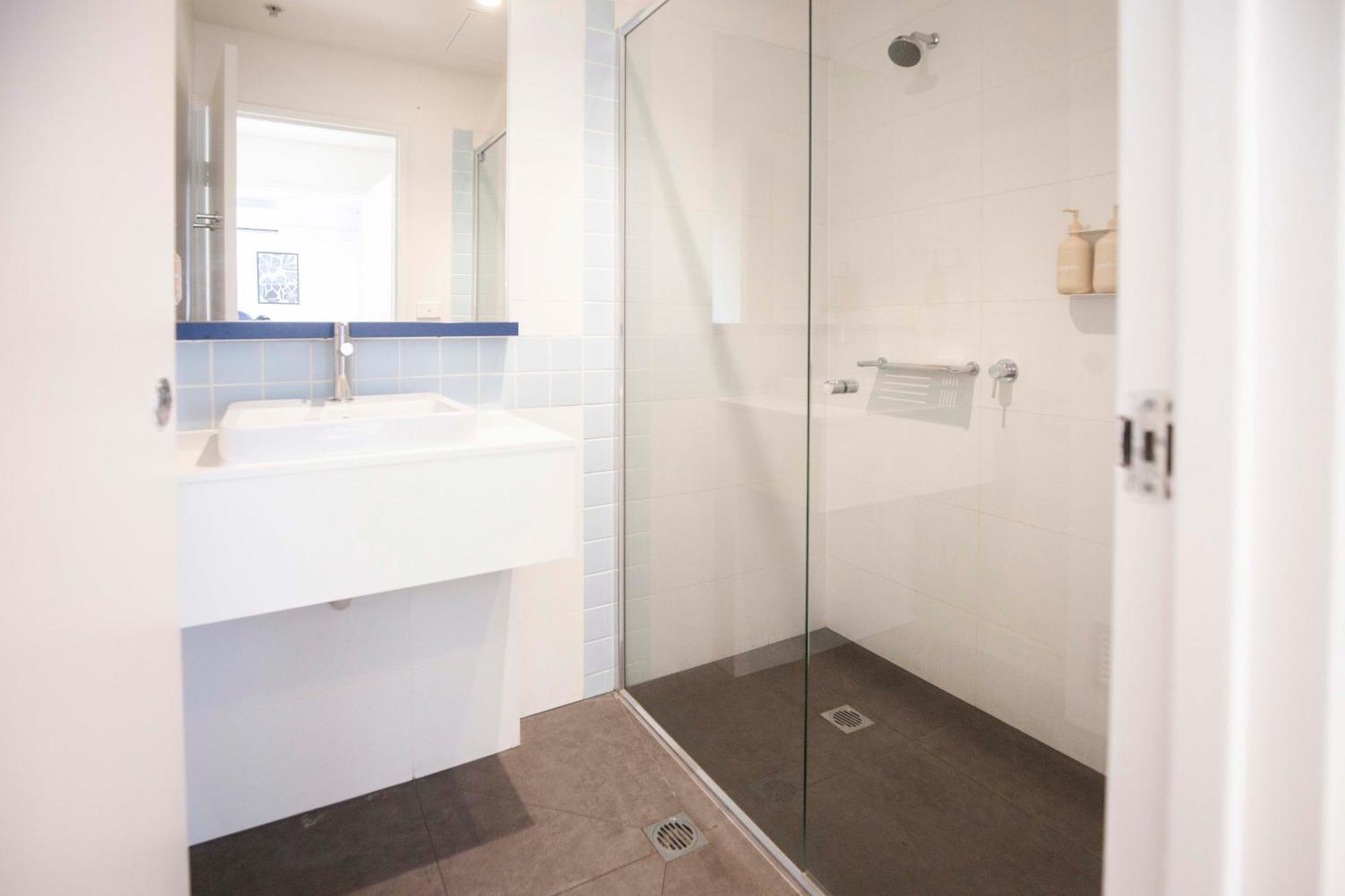 Little Drifter North Melbourne Hostel Екстериор снимка